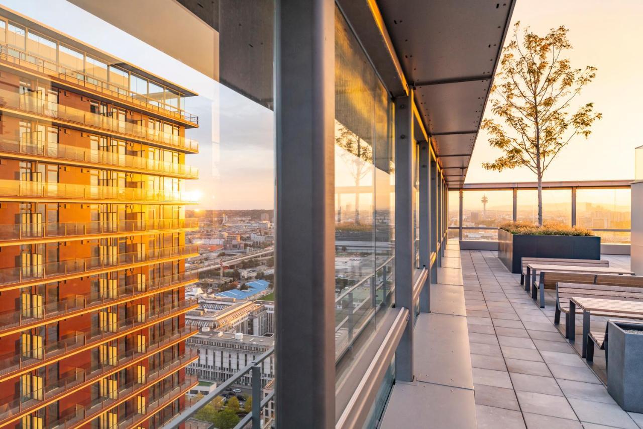 Apartment Triiiple Tower Dream With Rooftop-summer-pool Wien