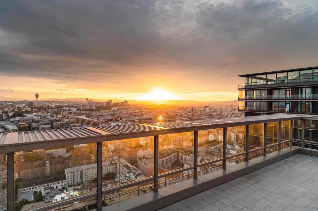 Apartment Triiiple Tower Dream With Rooftop-summer-pool Wien